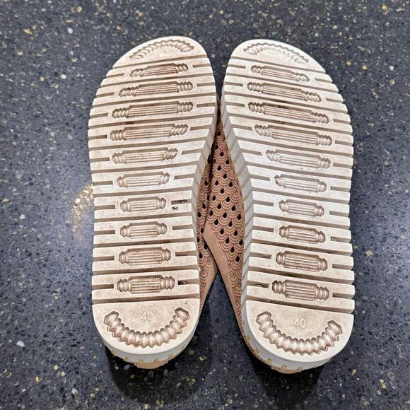 Ilse Jacobsen Tulip Slip On. Tan. Size EU/40 - US 10 - Picture 8 of 9